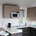 別荘 Mobil-home Moderne A Avec Piscine Partagee サン・ジャン·ド・モン