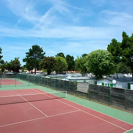 Holiday home Mobil-home Moderne A Avec Piscine Partagee Saint-Jean-de-Monts