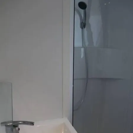 Mobil-home Moderne A Avec Piscine Partagee Vakantiehuis Saint-Jean-de-Monts